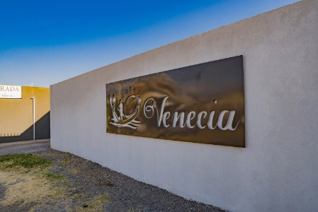 Interior de una habitación del Motel Venecia